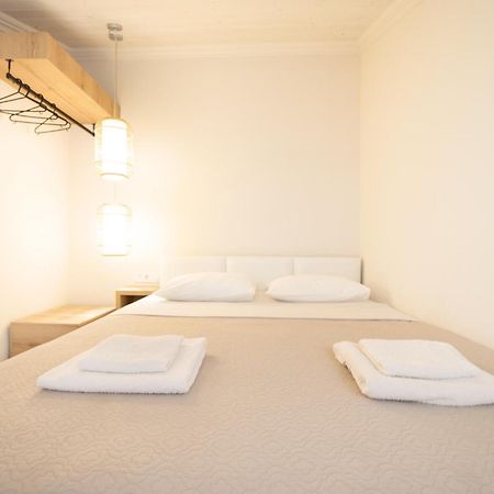 Mystery Suites And Apartments Neoi Poroi Dış mekan fotoğraf