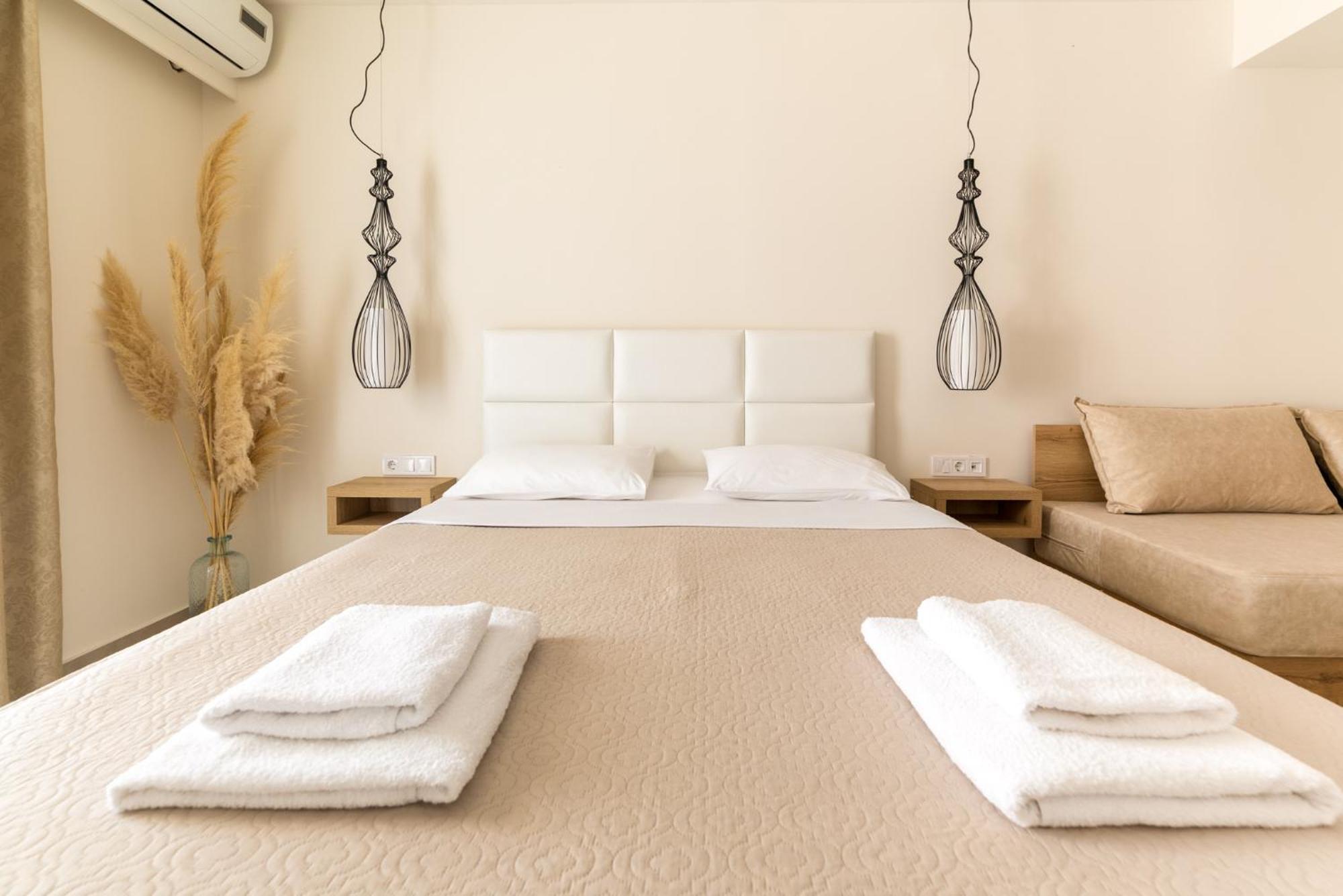 Mystery Suites And Apartments Neoi Poroi Dış mekan fotoğraf