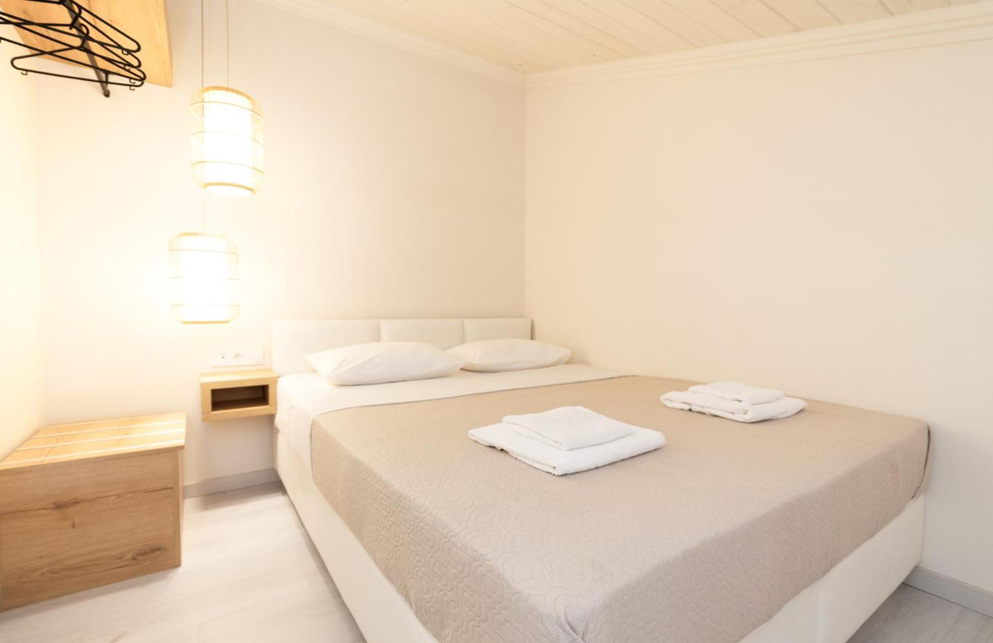 Mystery Suites And Apartments Neoi Poroi Dış mekan fotoğraf