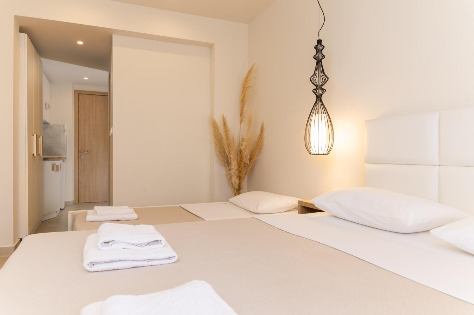 Mystery Suites And Apartments Neoi Poroi Dış mekan fotoğraf